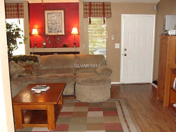 4th image of 624 Jonathan Glen Way