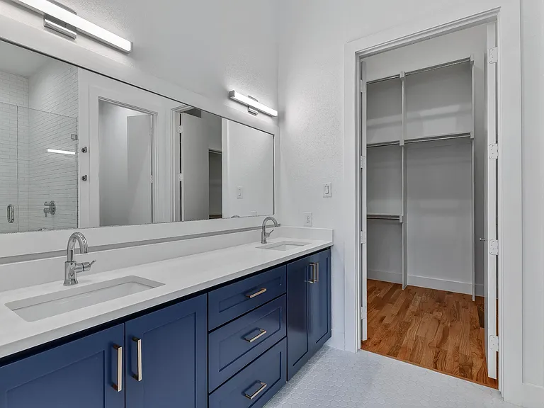 2603 Calvin St #104 — Photo 9