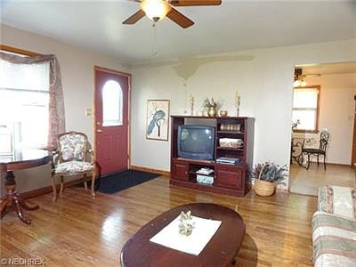 2nd image of 1158 Onondago Ave