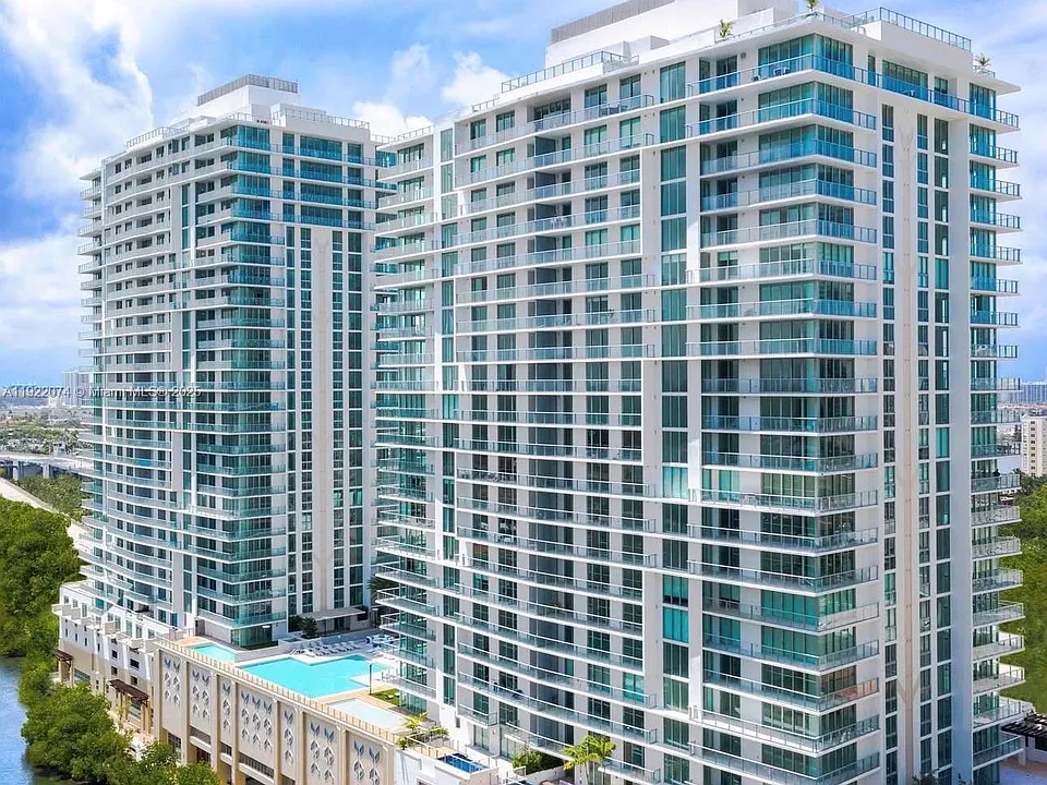 330 Sunny Isles Blvd #5-2002
