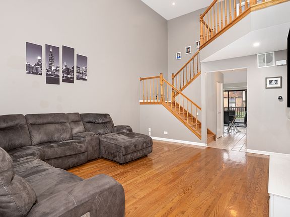 4th image of 355 Arquilla Ct