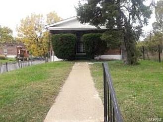 1st image of 3001 N Taylor Ave