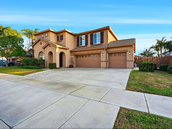 4th image of 3205 W Perez Avenue