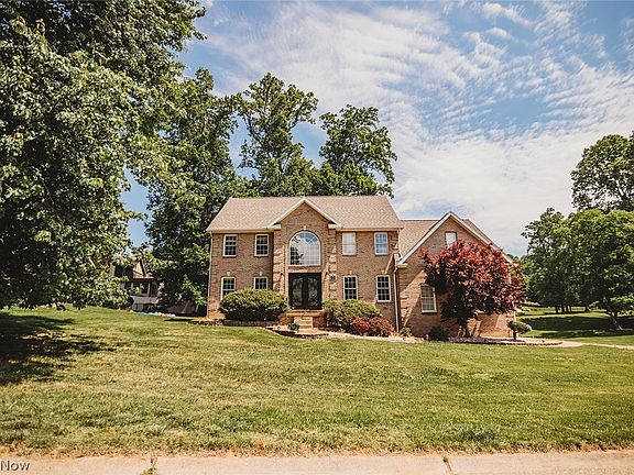 3rd image of 5123 Glenbrook Dr