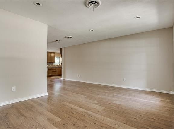 5th image of 7428 Yolanda Dr