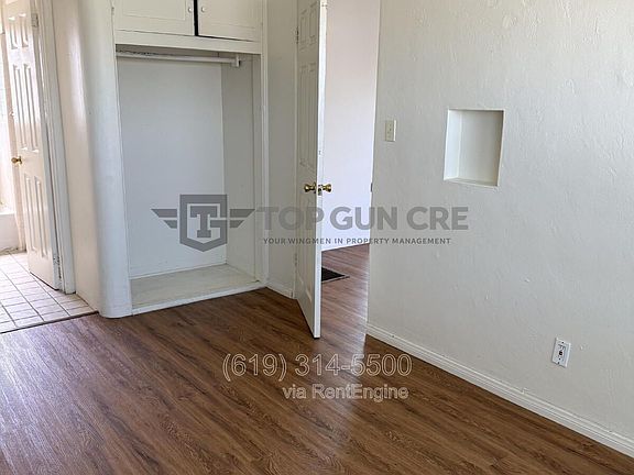 4th image of 4433-39 North Ave #4435.5