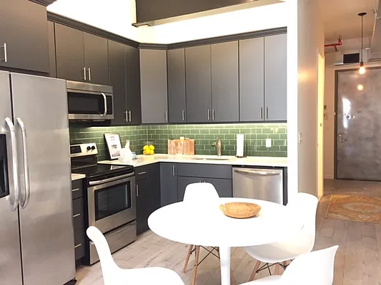 Rented by The InHouse Group | media 6