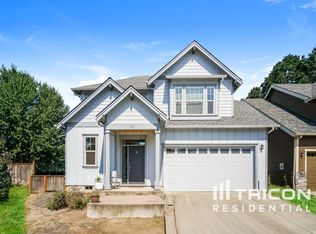 559 N Declaration Dr, Carlton, OR 97111