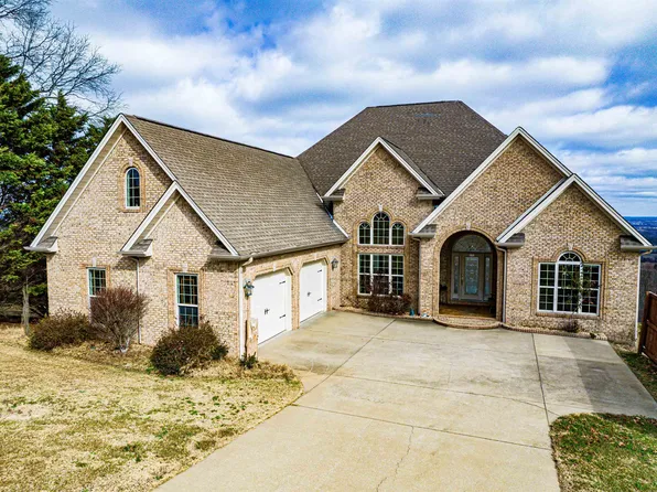 232 Cut Stone Rd, Tuscumbia, AL 35674