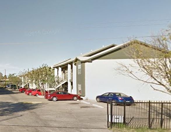 2nd image of 606 Gale St APT 11