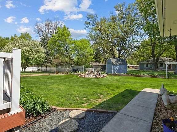 5th image of 6224 Winnetka Ave N