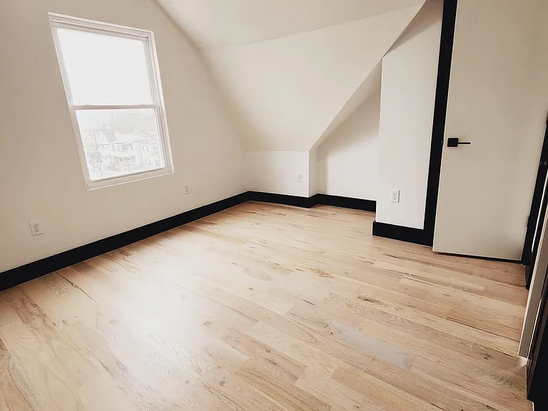 29 Claremont Ave #1A — Photo 10