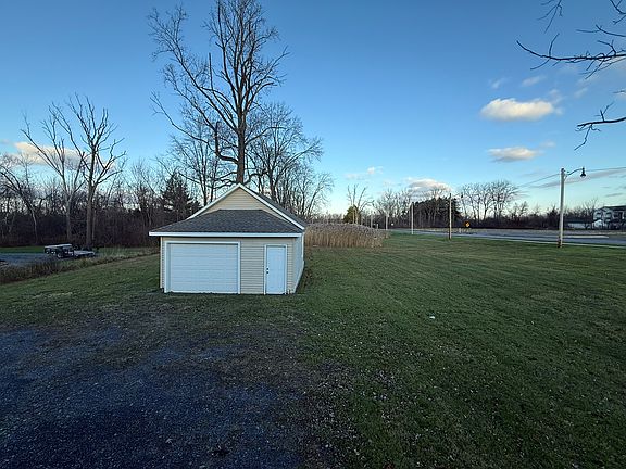 Large yard with 18x24 garage