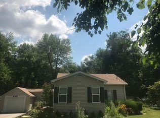 648 S Peach Tree Ave, Springfield, MO 65802