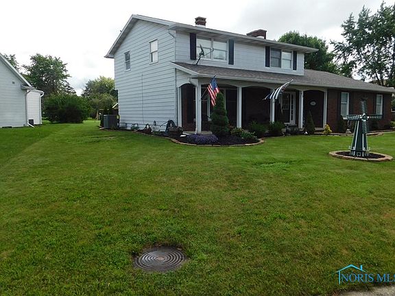 2nd image of 215 W Riverview Dr
