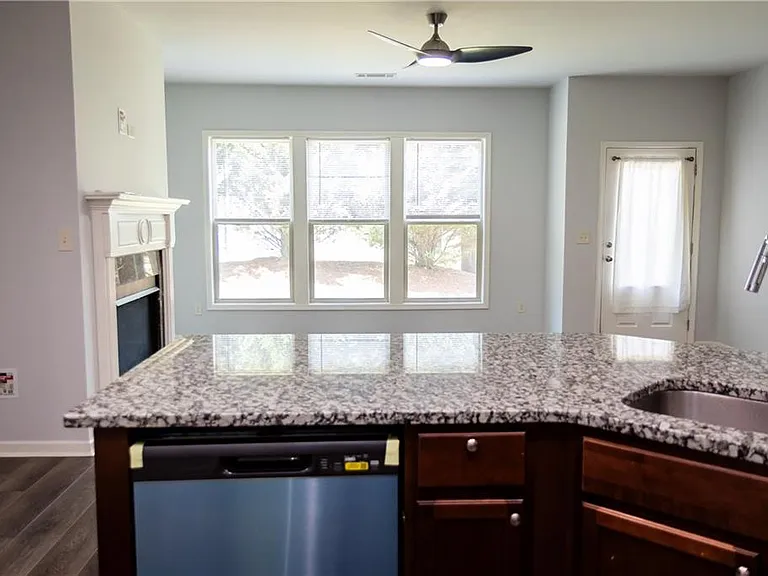 4960 Ducote Trl — Photo 10
