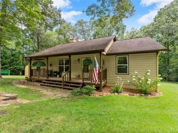 758 Sutton Mill Rd, Clarkesville, GA 30523