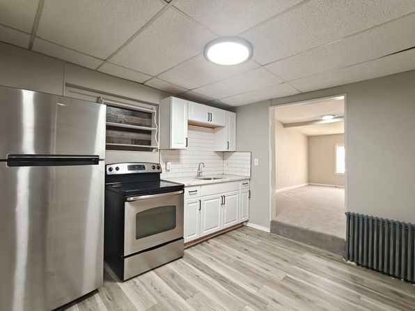 132 S Woodlawn Ave #22