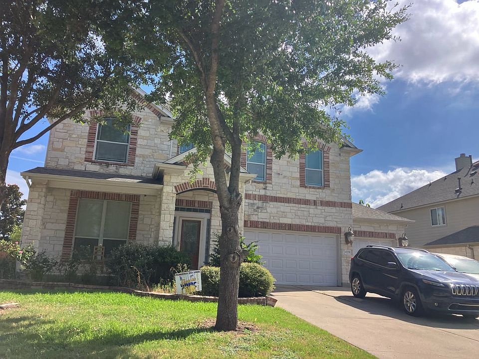 1st image of 1225 Laurel Oak Trl