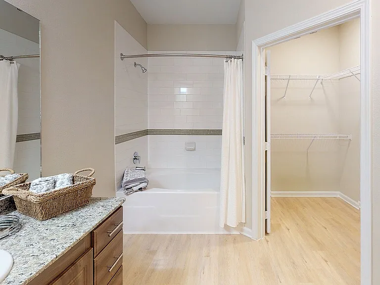 WestHill-B2-PrimaryBathroom