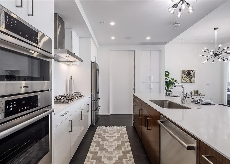 1st image of 301 West Ave APT 3502
