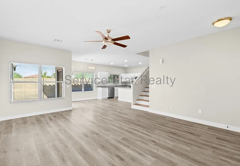 7500 E Deer Valley Rd #31 — Photo 6