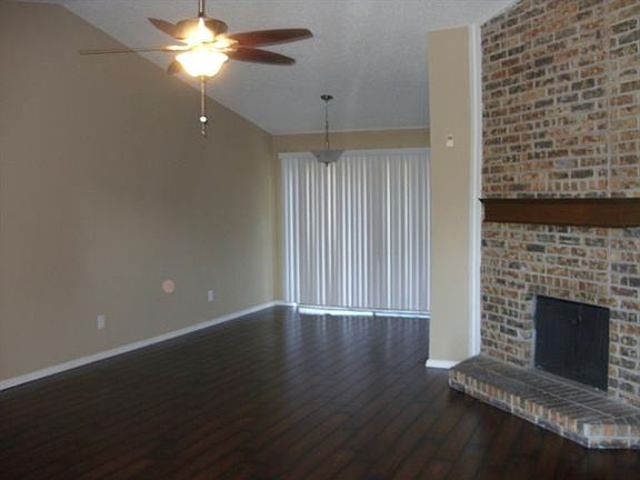 4th image of 1026 Cedar Run Dr