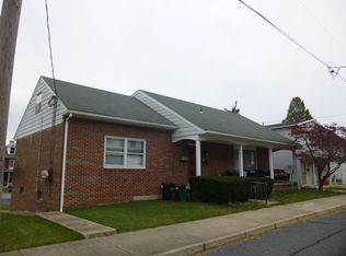 238 Cherry St APT 1, Ephrata, PA 17522