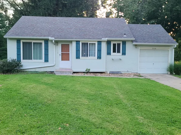 5034 NE Park Ln, Kansas City, MO 64118