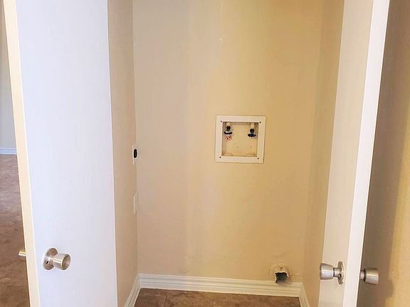 3rd image of 1503 Vail St #C