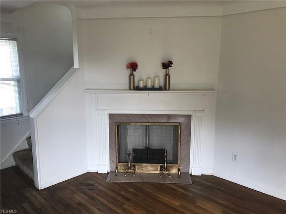 5th image of 9412 S Highland Ave