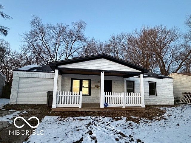 1st image of 6402 E Meadowlark Dr