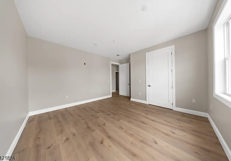17-19 Wickham St #202 — Photo 6
