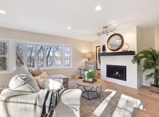 22150 Bracketts Rd, Shorewood, MN 55331