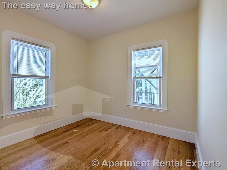 71-73 Merriam St #1 — Photo 2