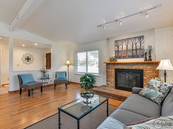 Light and Bright Living Space