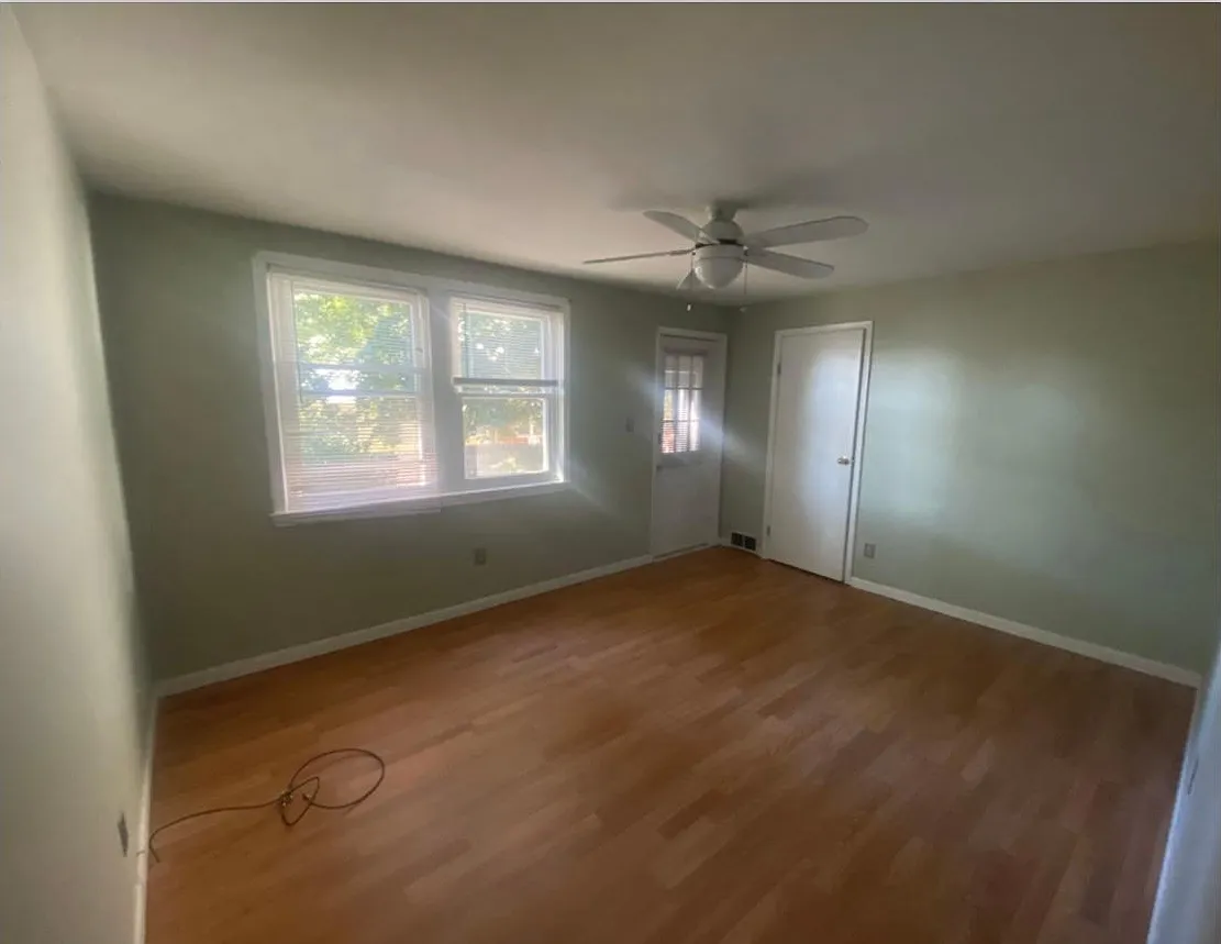 2 bed, 900 sqft, $1,700 — Photo 1