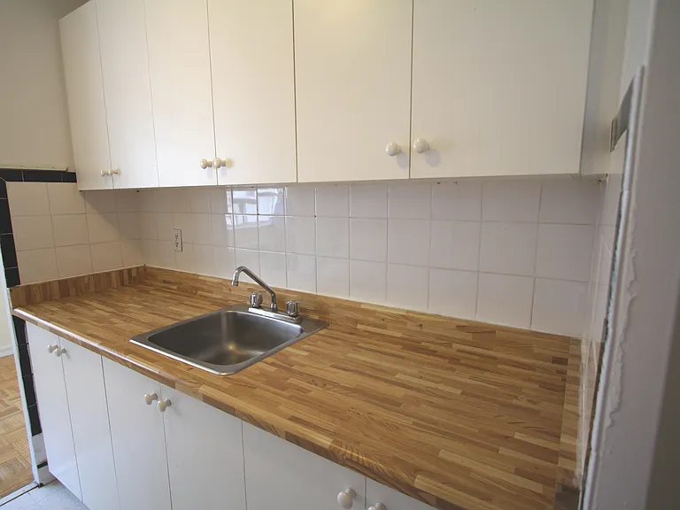 1307 Wilson Ave #1303 — Photo 11