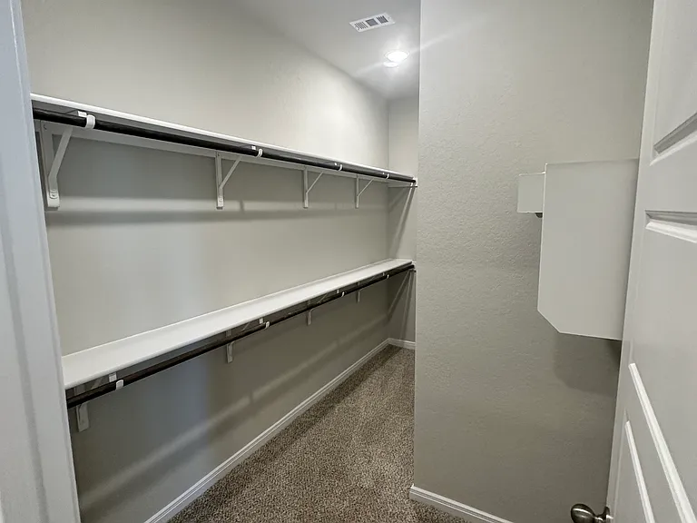 Nespral Dr — Photo 9