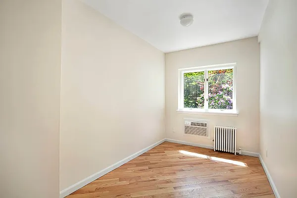 Rented by Town Residential | media 15