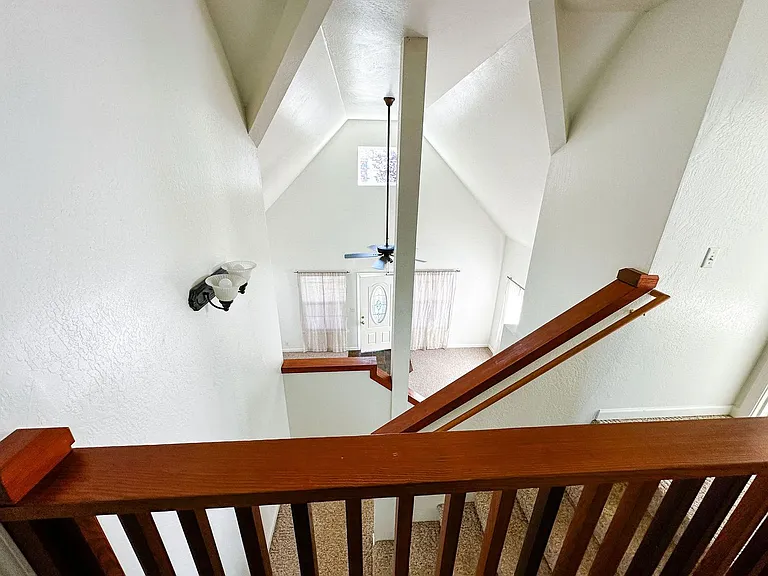 2750 Meadow Creek Way — Photo 9