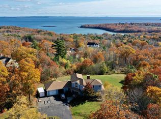 5 Lexington Ln, Rockport, ME 04856