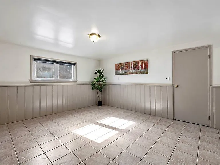 63 Susan Dr — Photo 21