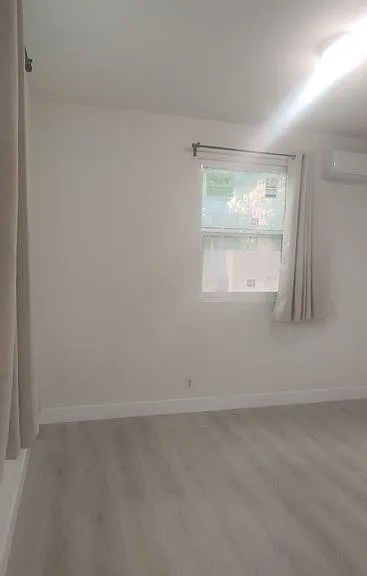 1333 S Park Ave — Photo 2