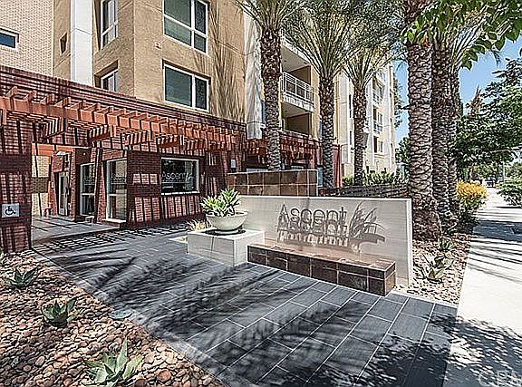 3rd image of 21301 Erwin St Unit 218
