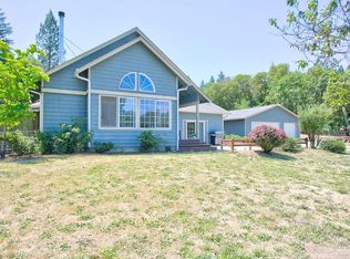 1360 Walker Rd, Grants Pass, OR 97527