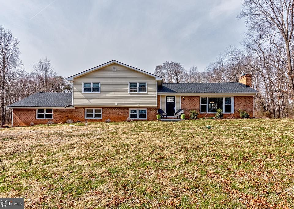 1st image of 7291 Greenwood Ln