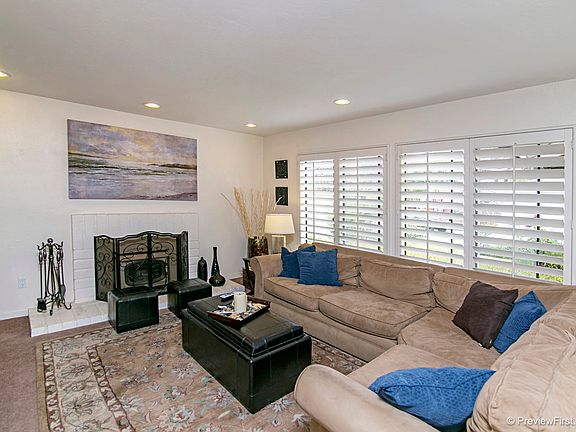 3rd image of 11871 Handrich Dr
