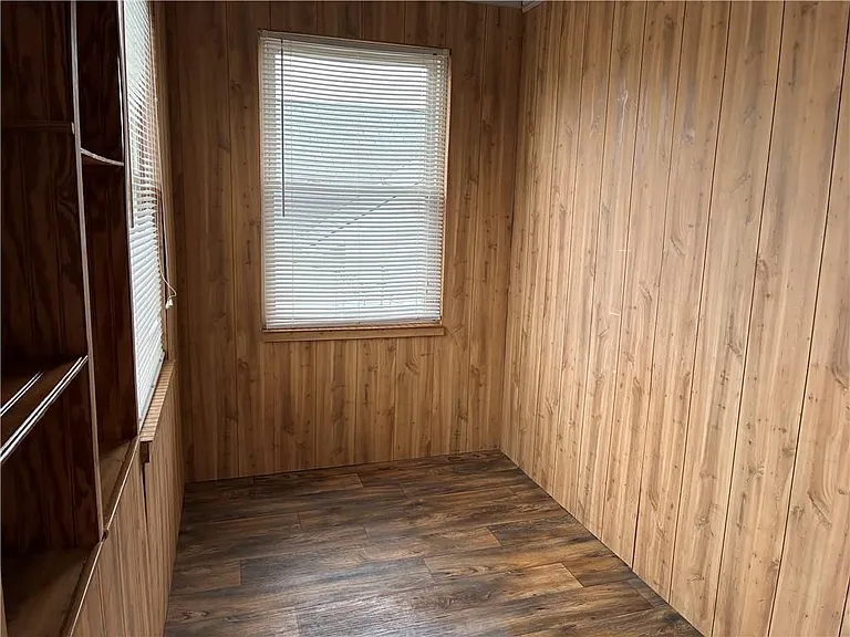 56 Hatfield St — Photo 19