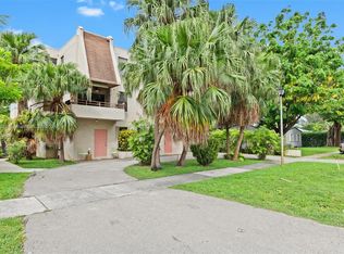 230 Canal St APT 102, Miami Springs, FL 33166